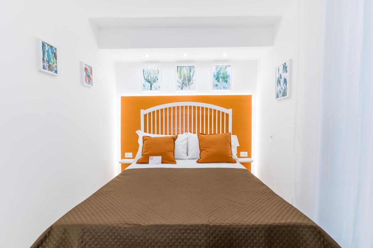 Mama Tita Rooms And Breakfast Palermo Buitenkant foto