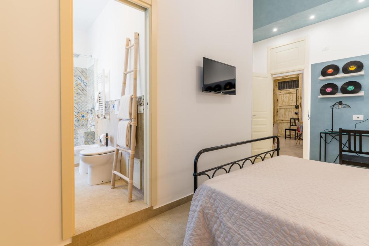 Mama Tita Rooms And Breakfast Palermo Buitenkant foto